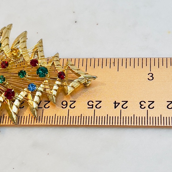 Vintage Brooks Gold Rhinestone Tree Brooch/Pin - 1.75” - Picture 4 of 4